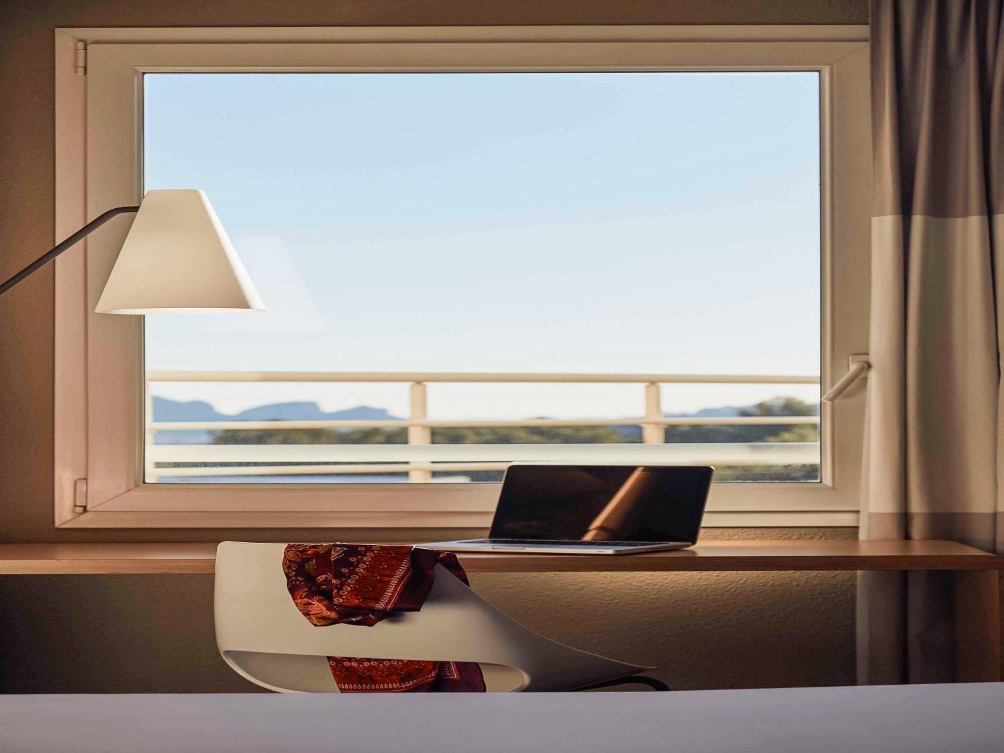 Ibis La Ciotat Otel Dış mekan fotoğraf
